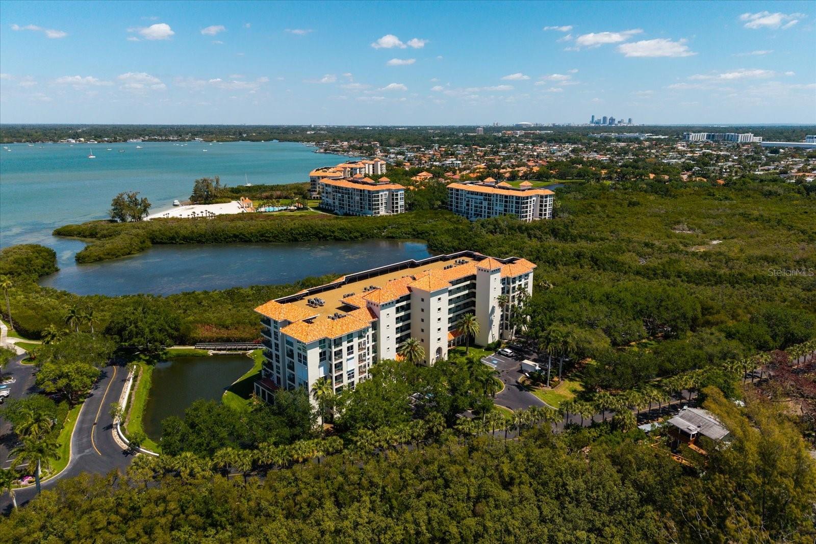 Listing photo id 0 for 4801 Osprey Drive S 207