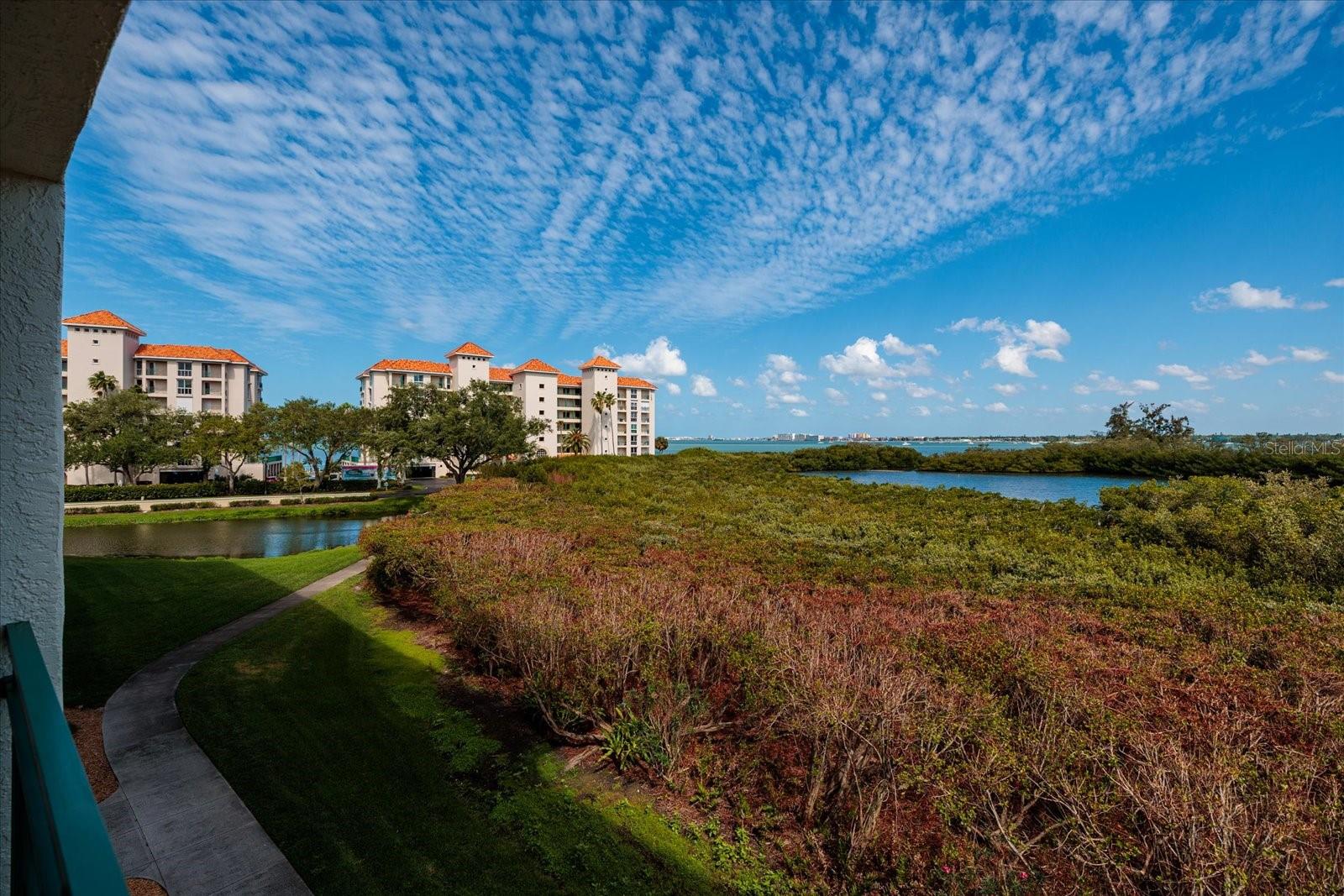 Listing photo id 23 for 4801 Osprey Drive S 207