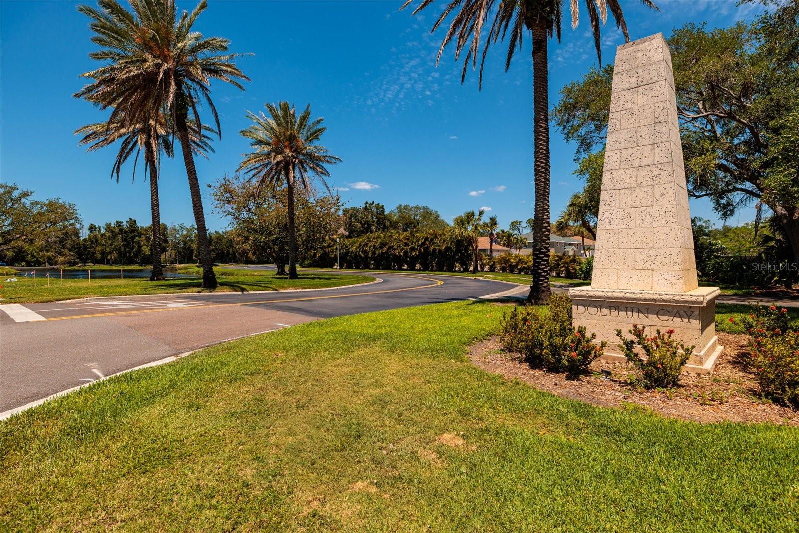 Listing photo id 1 for 4801 Osprey Drive S 207
