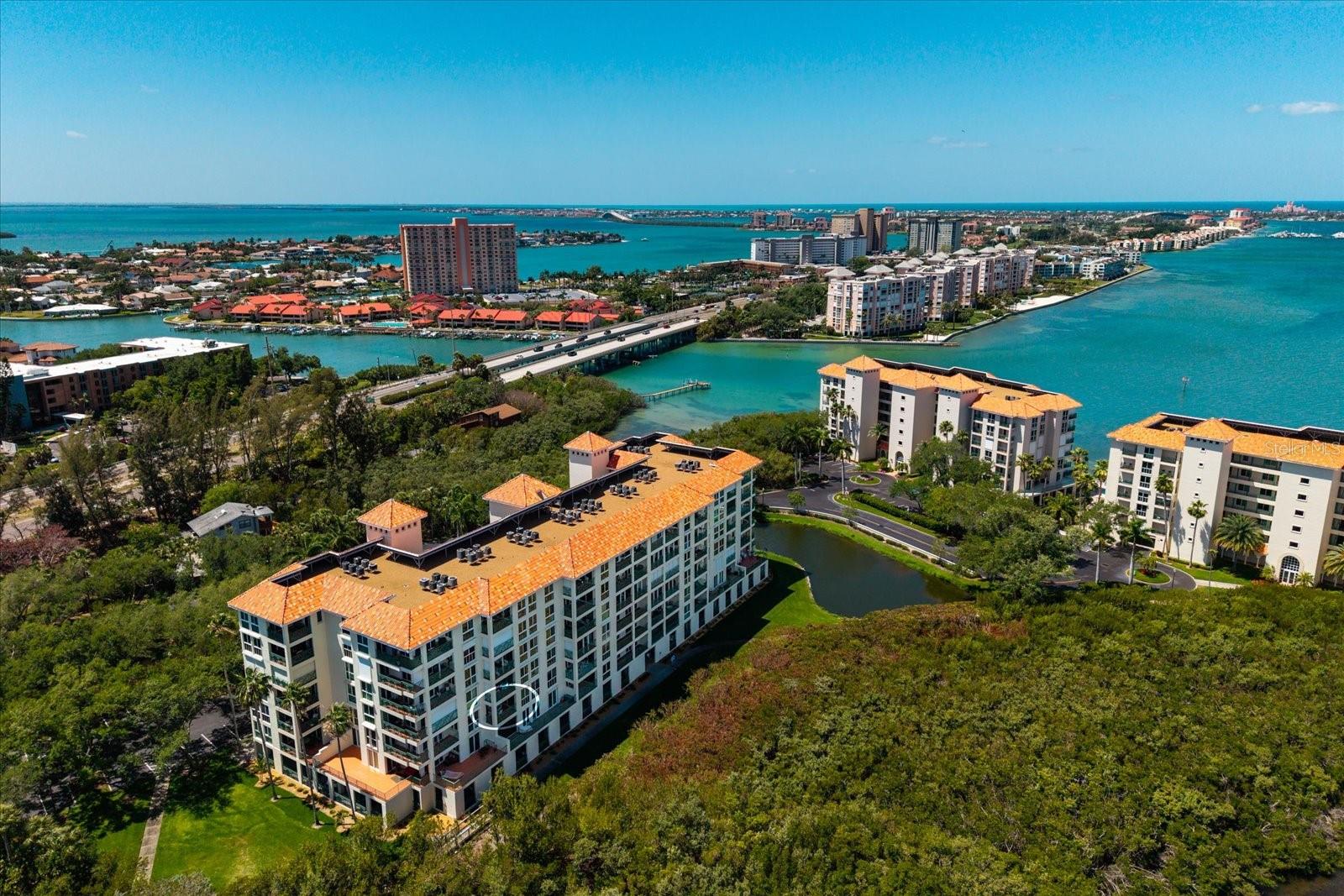 Listing photo id 2 for 4801 Osprey Drive S 207