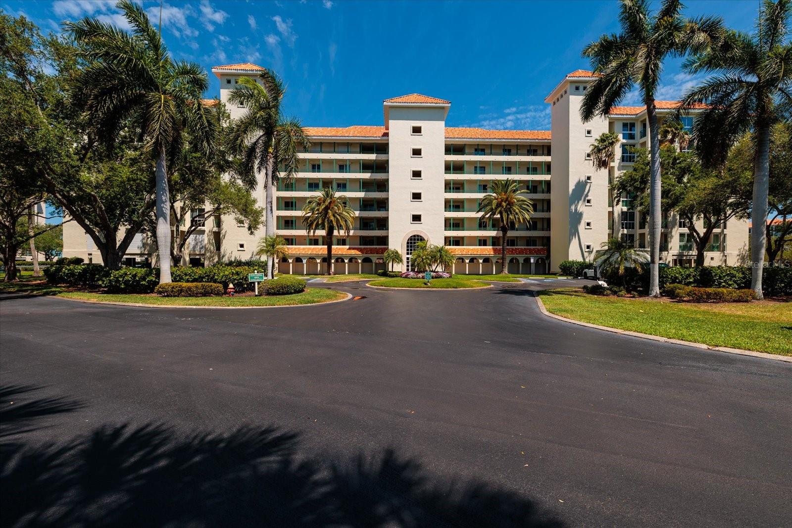 Listing photo id 40 for 4801 Osprey Drive S 207