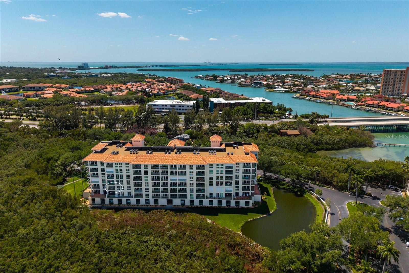 Listing photo id 46 for 4801 Osprey Drive S 207