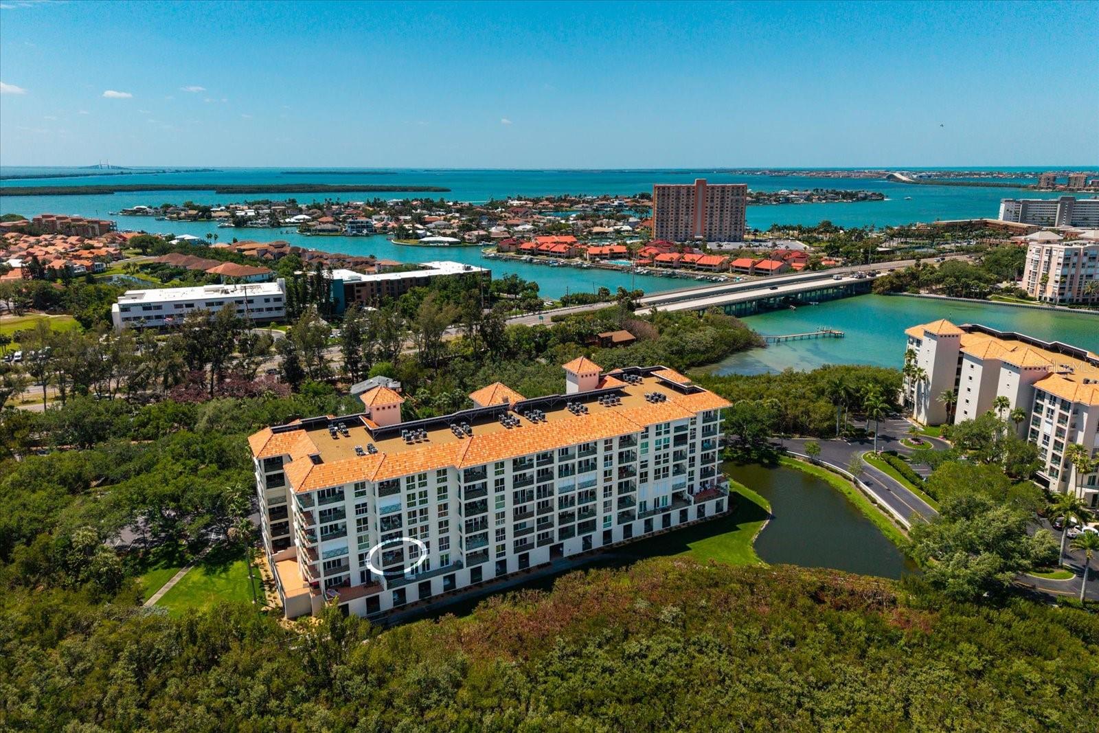 Listing photo id 47 for 4801 Osprey Drive S 207