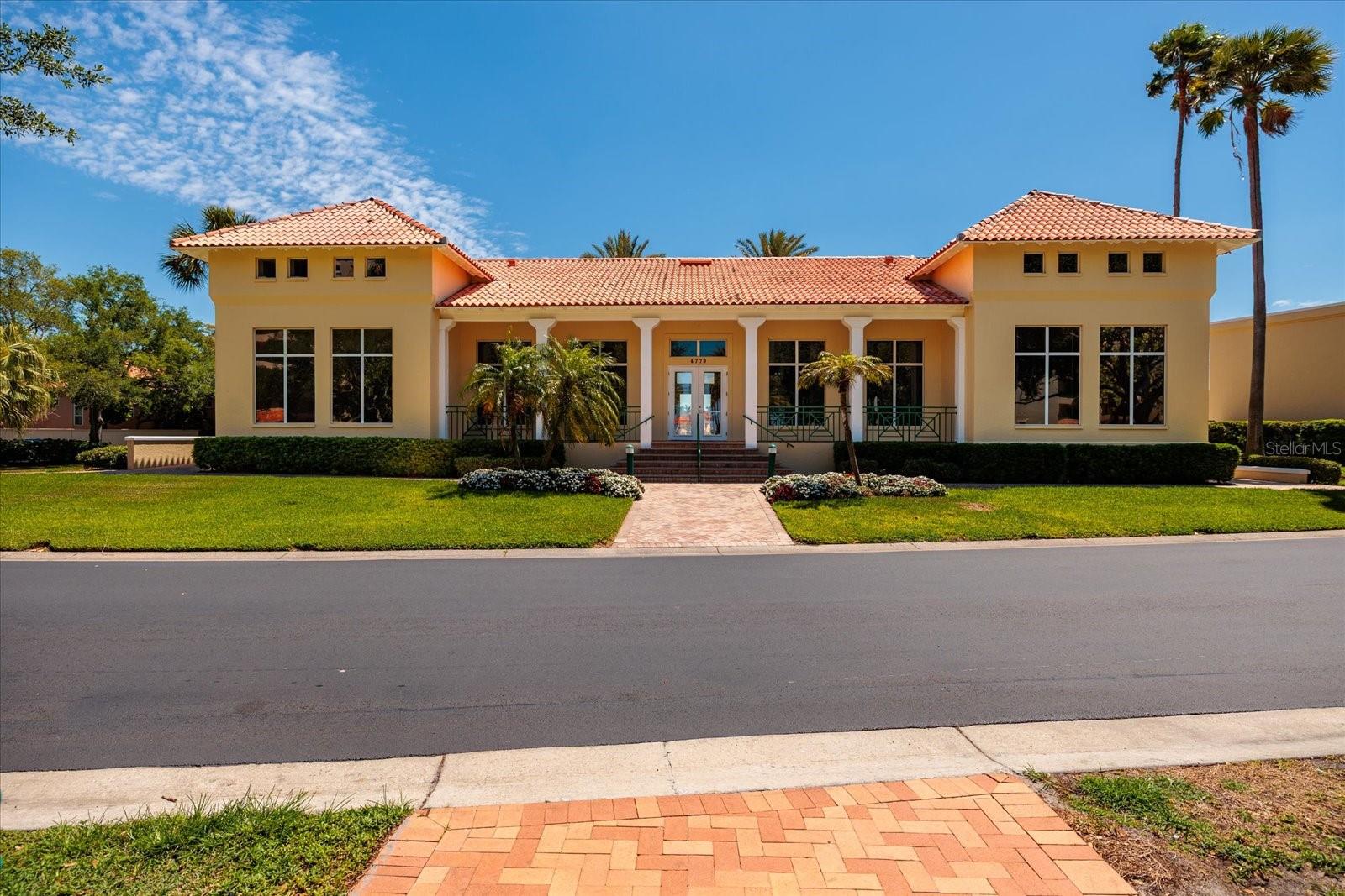 Listing photo id 53 for 4801 Osprey Drive S 207