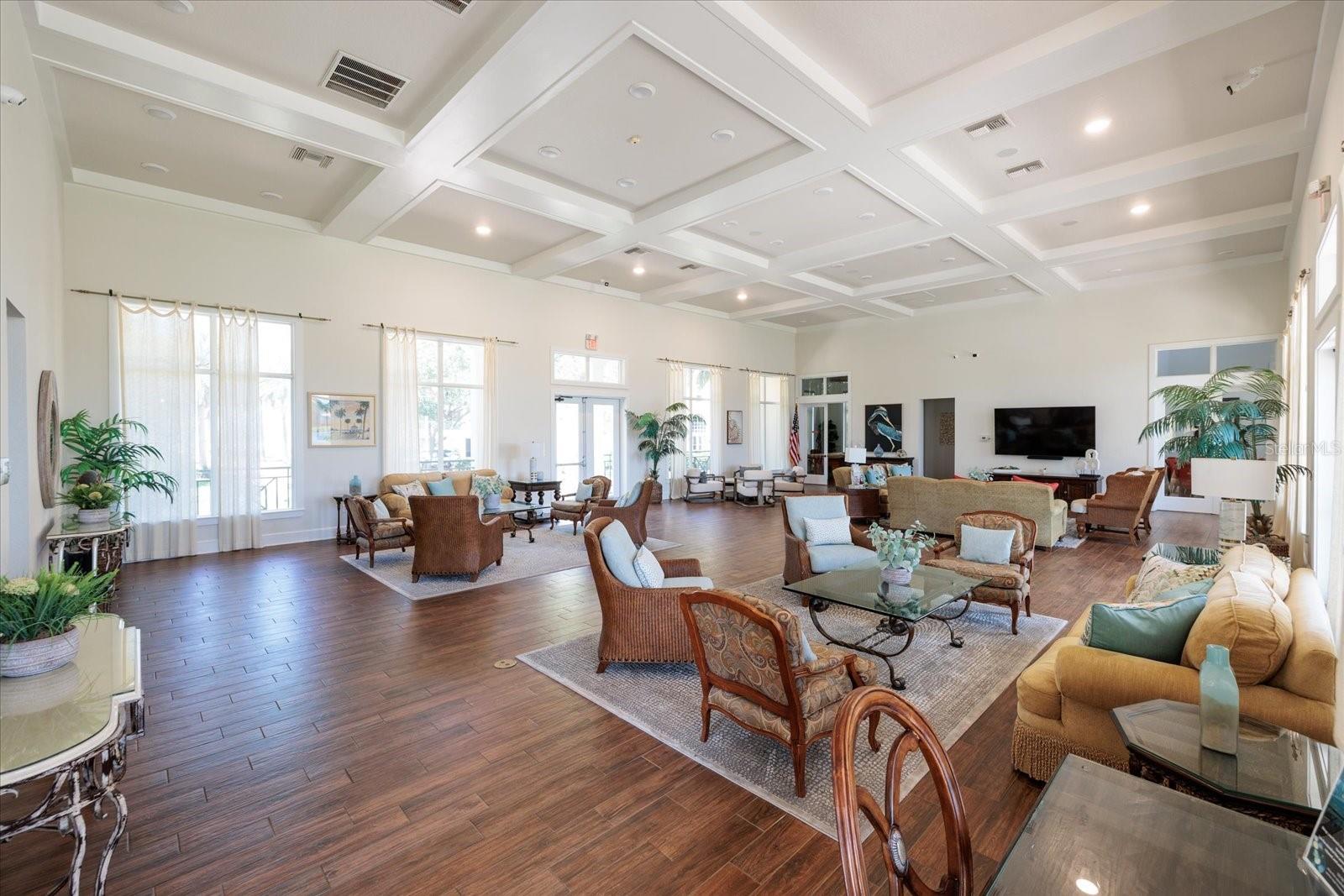 Listing photo id 55 for 4801 Osprey Drive S 207