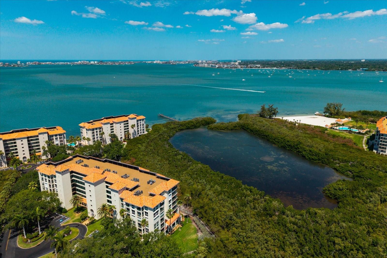 Listing photo id 90 for 4801 Osprey Drive S 207
