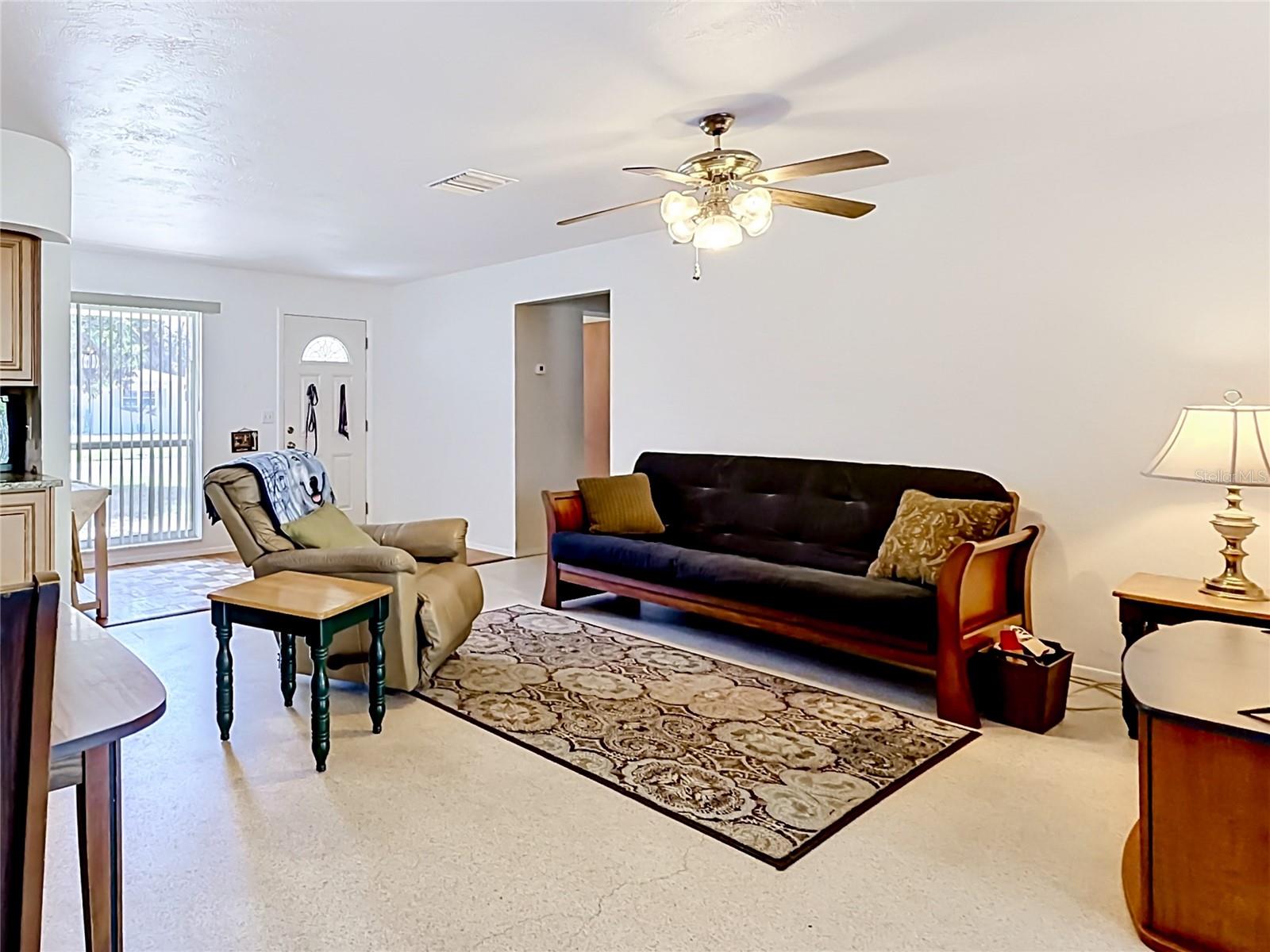 Image 5 of 31 For 211 Monroe Circle N