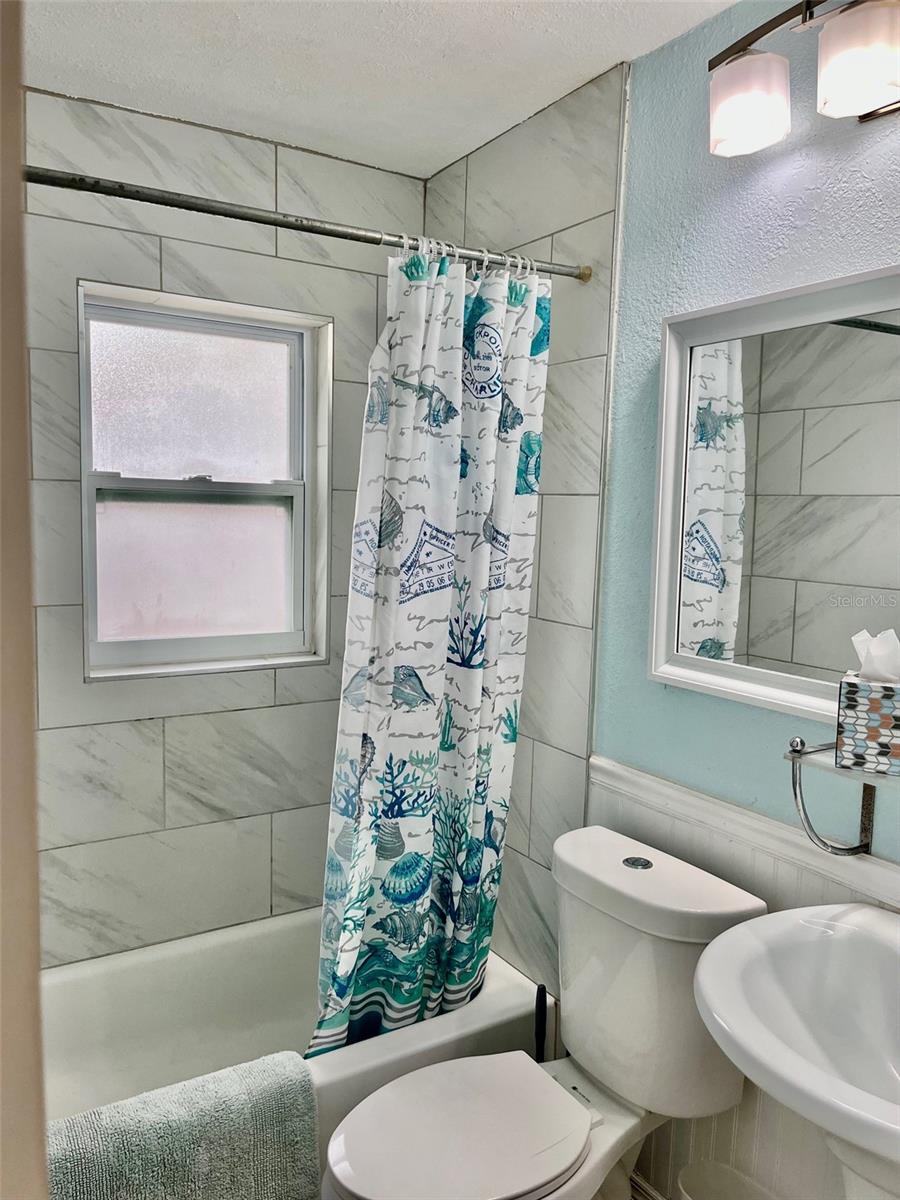 Image 16 of 23 For 2475 47th Street S