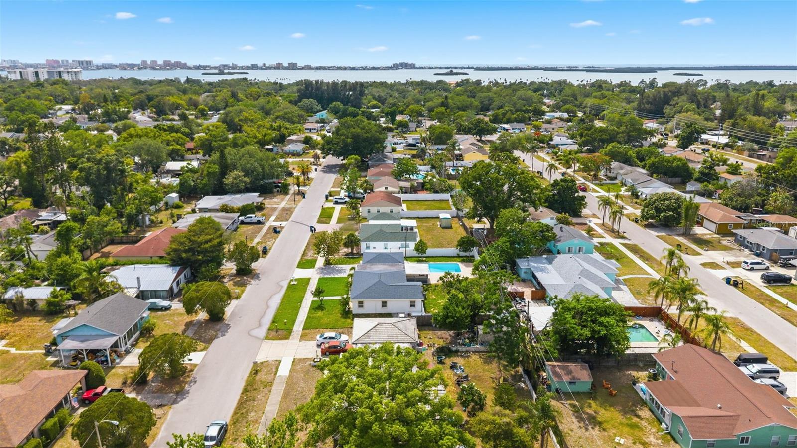 Image 36 of 37 For 1242 Bermuda Street