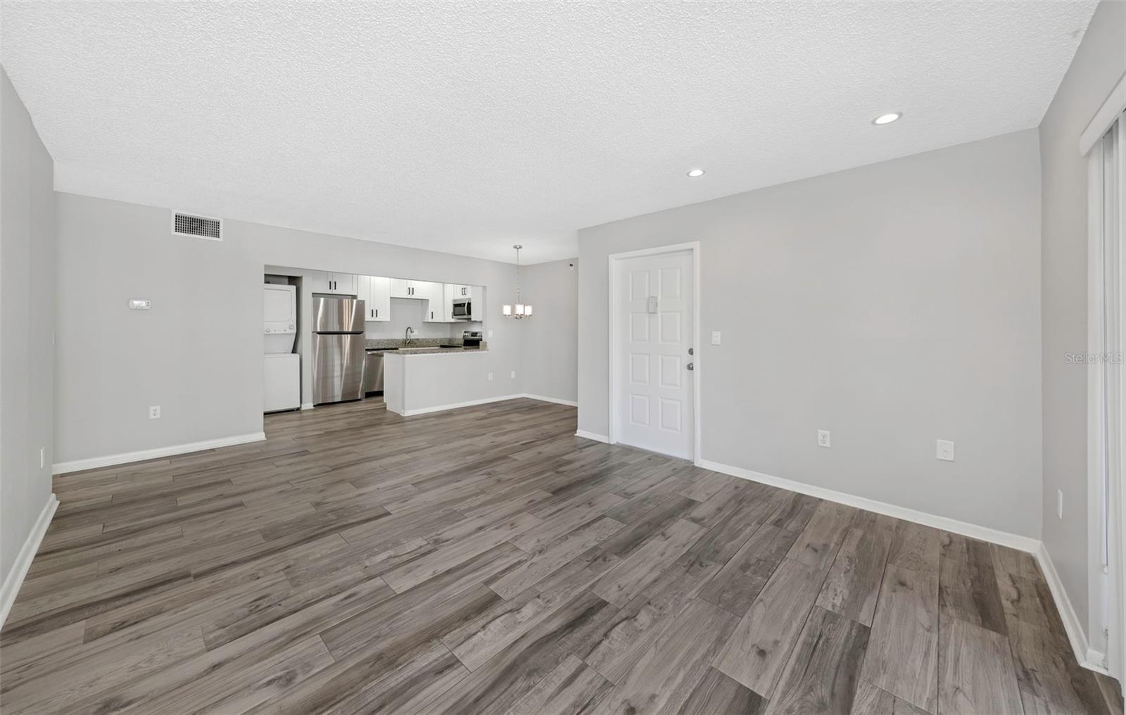 Image 14 of 57 For 1281 Pine Ridge Circle E A2