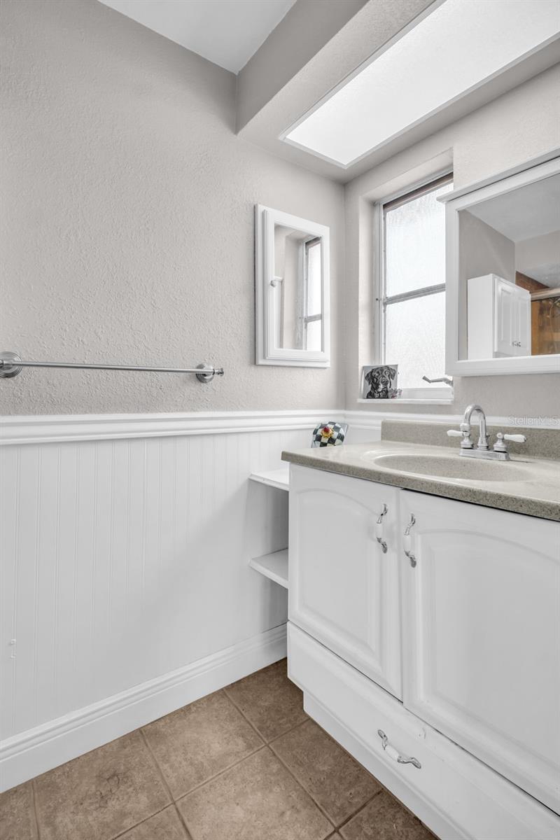 Image 21 of 37 For 2542 Wynnewood Drive