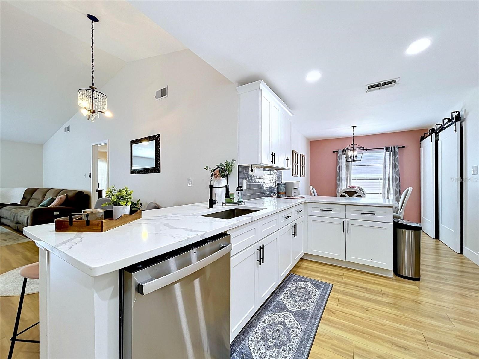 Image 16 of 78 For 13509 Fawn Ridge Boulevard