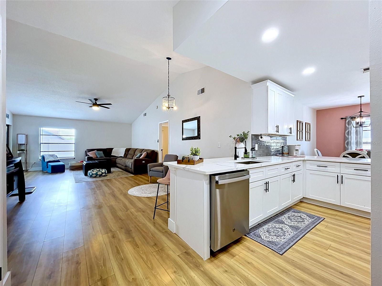 Image 19 of 78 For 13509 Fawn Ridge Boulevard