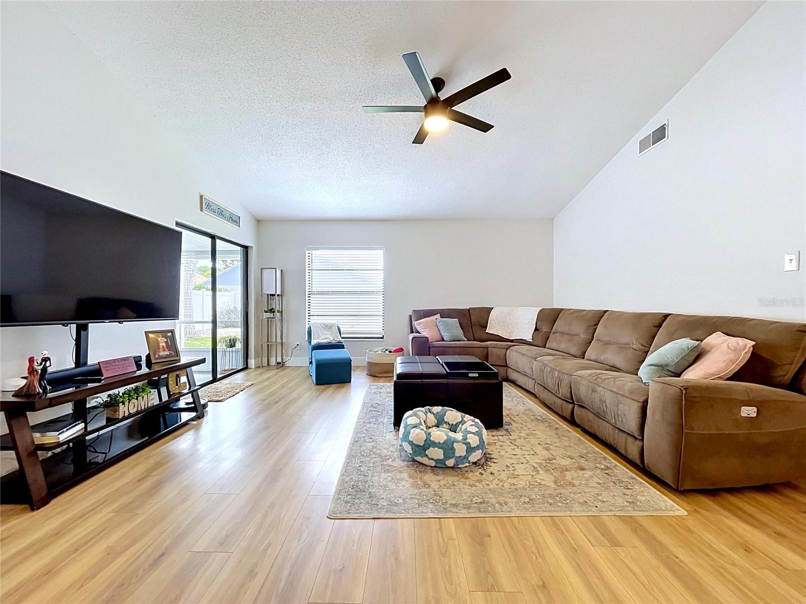 Image 25 of 78 For 13509 Fawn Ridge Boulevard