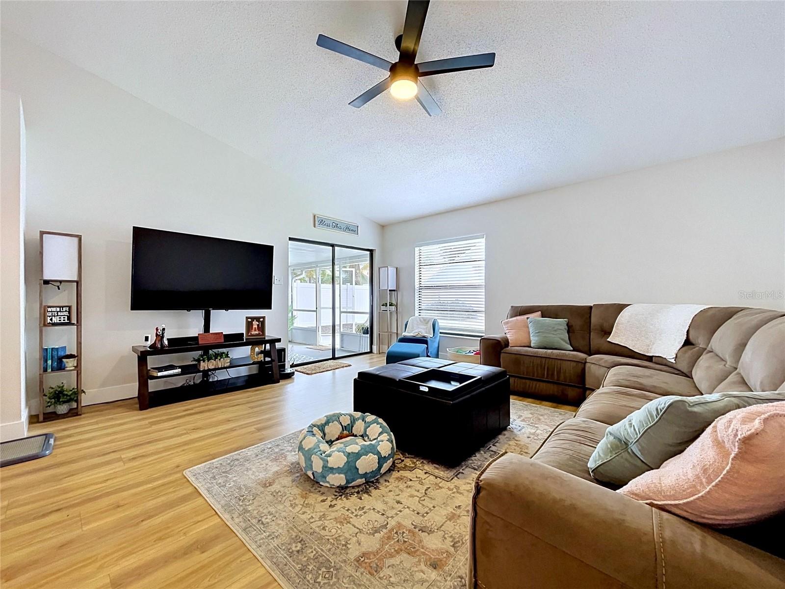 Image 26 of 78 For 13509 Fawn Ridge Boulevard