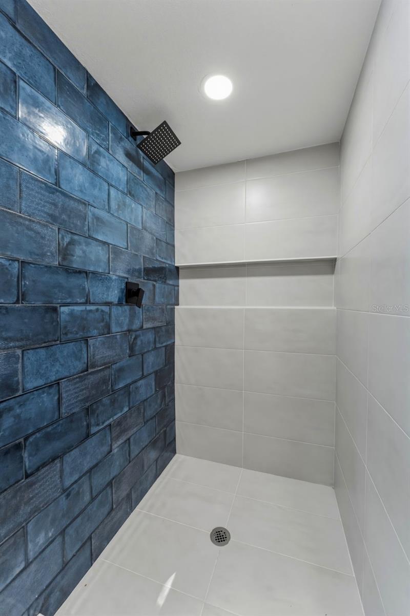 Image 17 of 24 For 3513 Beechwood Boulevard
