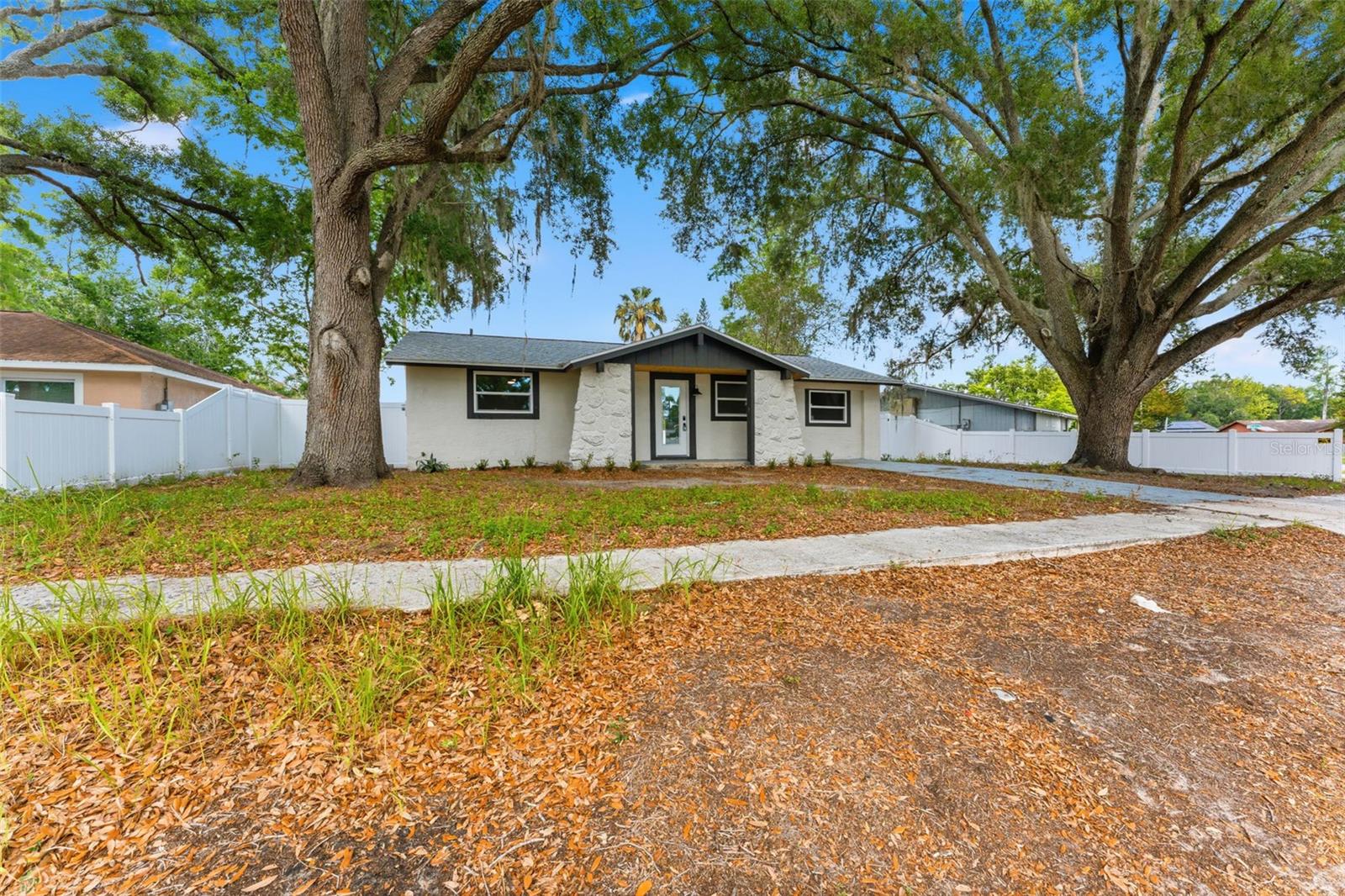 Image 3 of 24 For 3513 Beechwood Boulevard