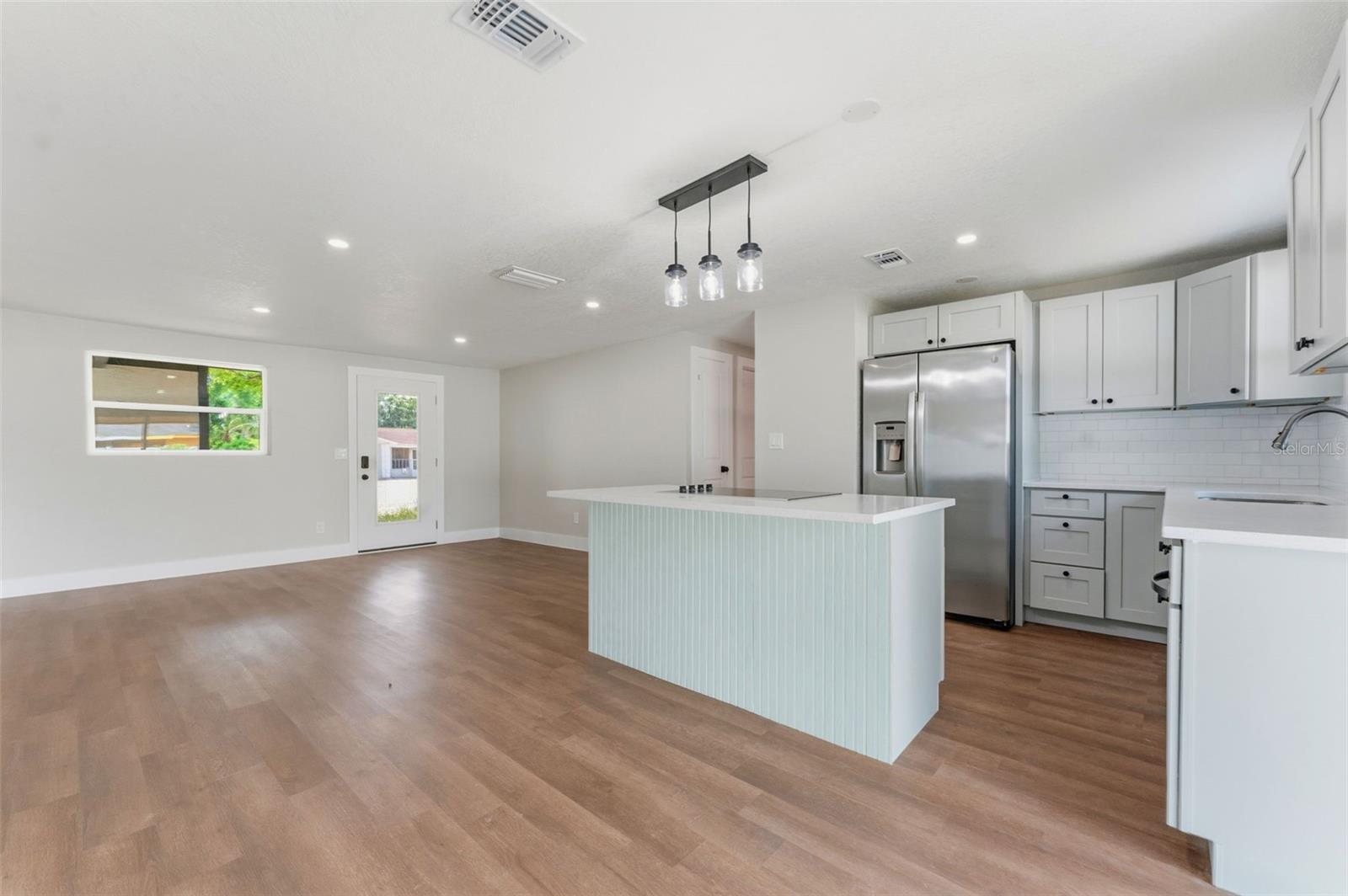 Image 4 of 24 For 3513 Beechwood Boulevard