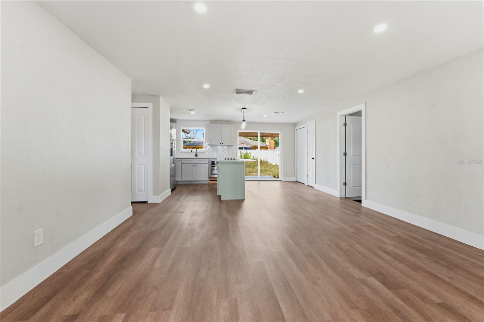 Image 8 of 24 For 3513 Beechwood Boulevard