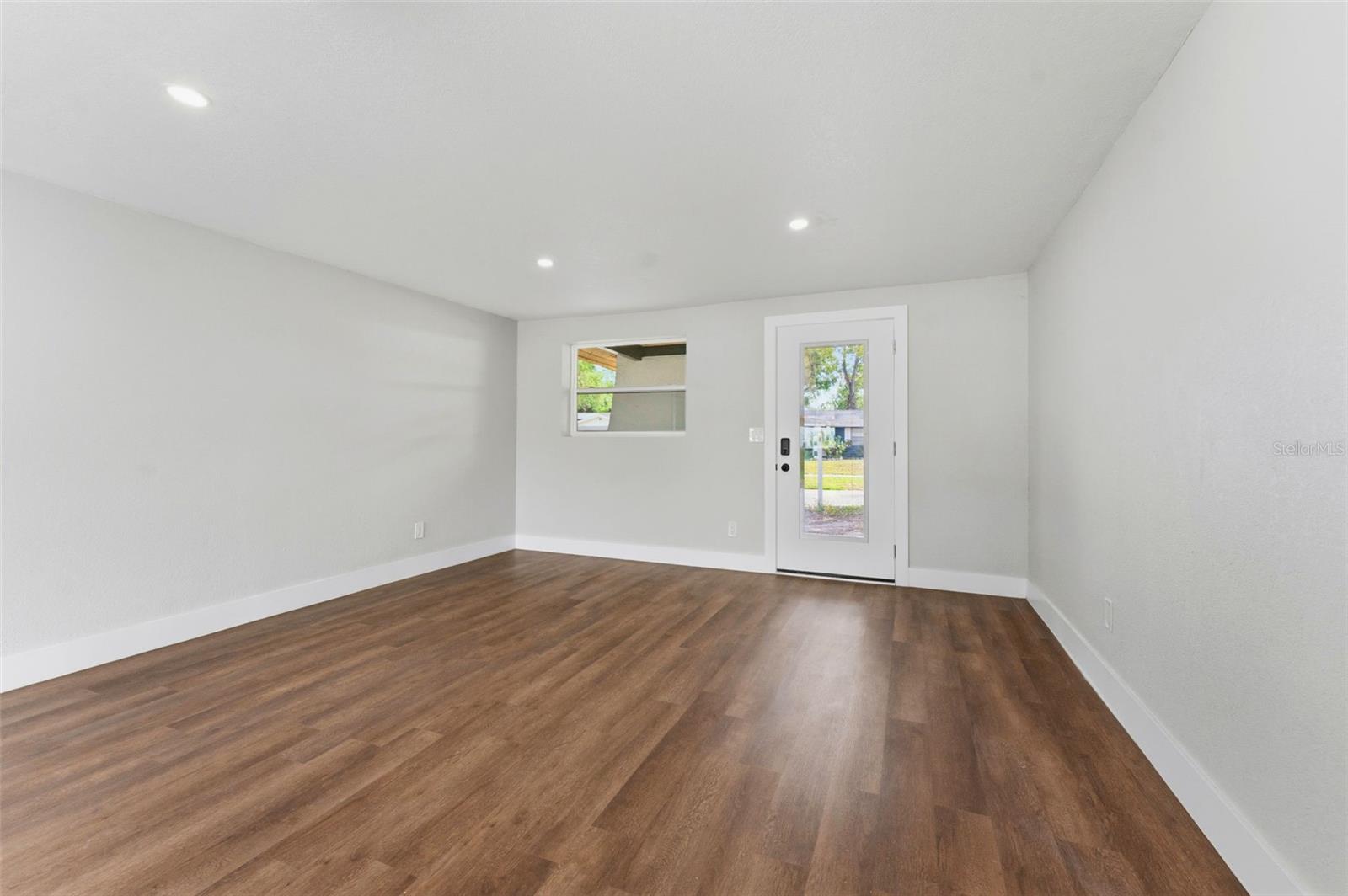 Image 9 of 24 For 3513 Beechwood Boulevard