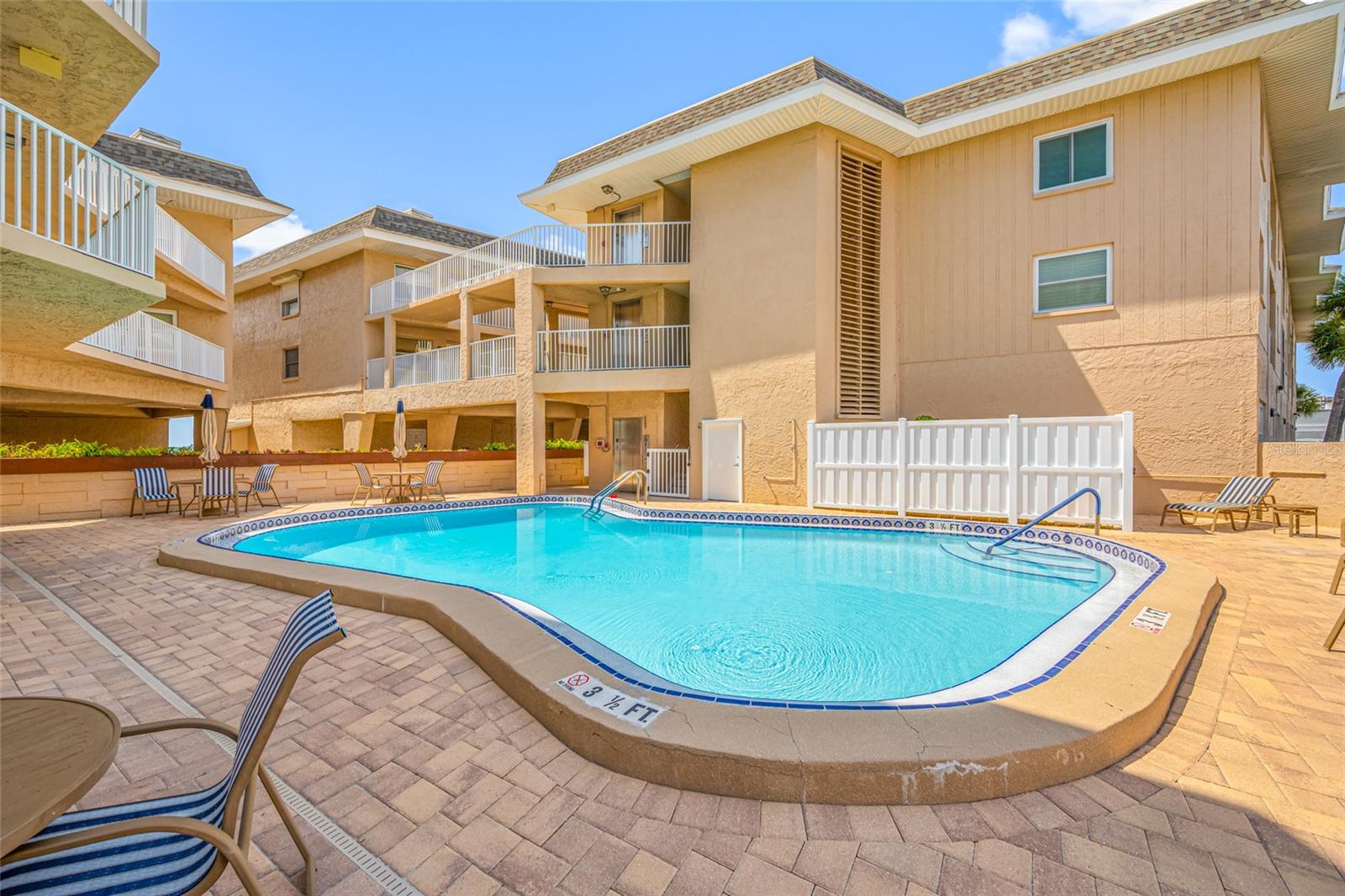 Image 4 of 67 For 3100 Gulf Boulevard 132