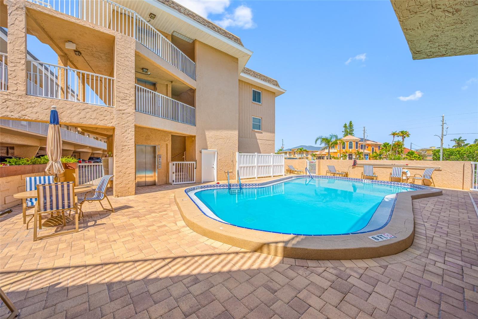 Image 5 of 67 For 3100 Gulf Boulevard 132