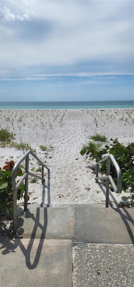 Image 65 of 67 For 3100 Gulf Boulevard 132