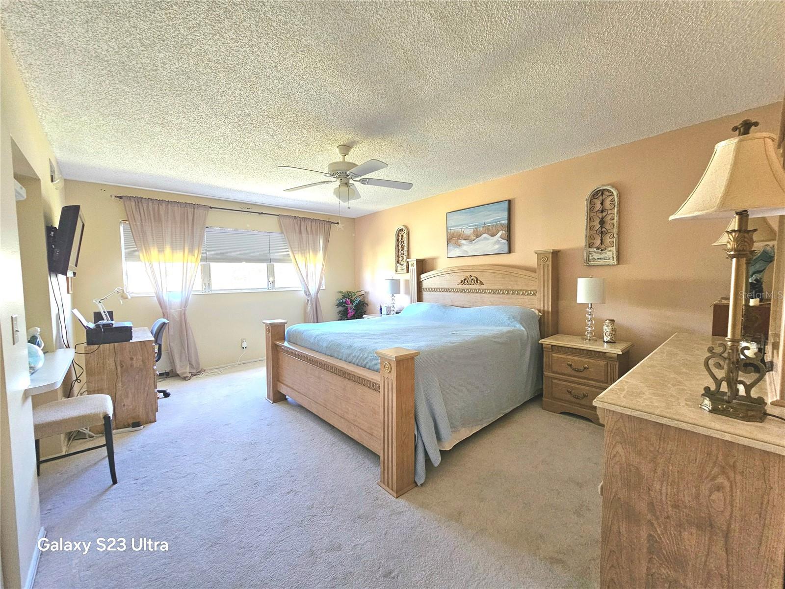 Image 14 of 76 For 2440 World Parkway Boulevard 46