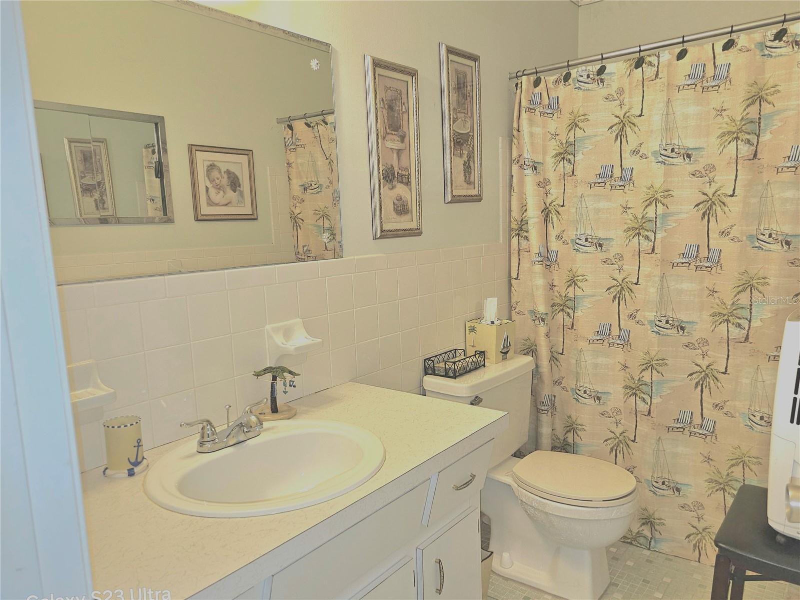 Image 23 of 76 For 2440 World Parkway Boulevard 46