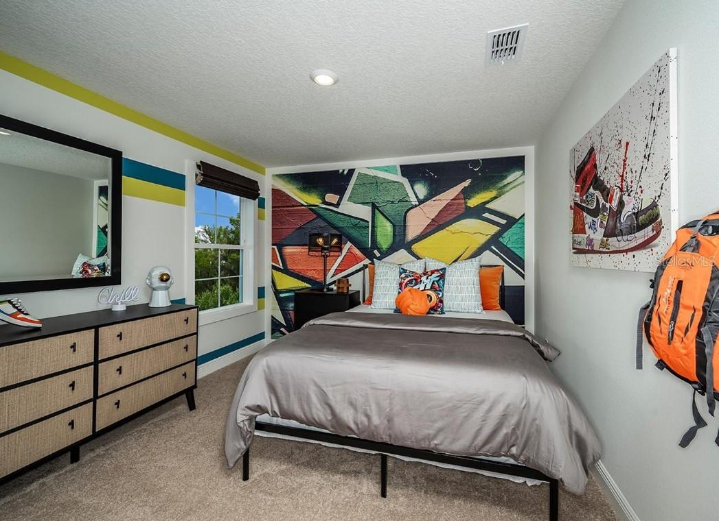 Listing photo id 12 for 10009 Surrey Rose Dr