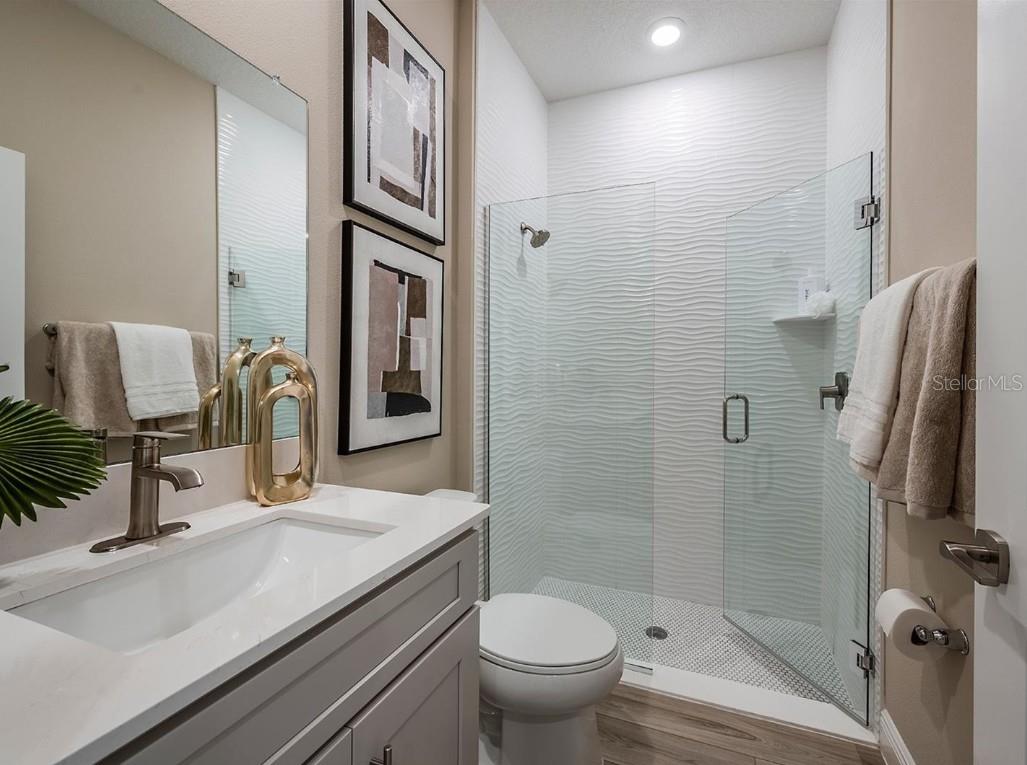 Listing photo id 15 for 10009 Surrey Rose Dr