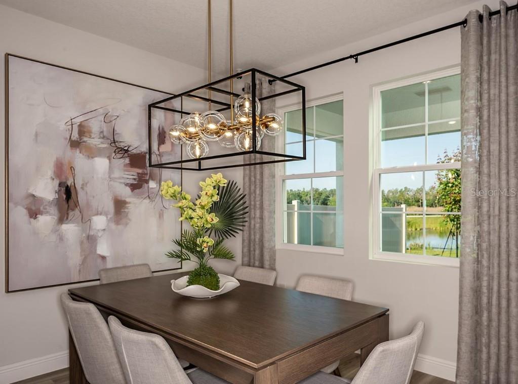Listing photo id 6 for 10009 Surrey Rose Dr