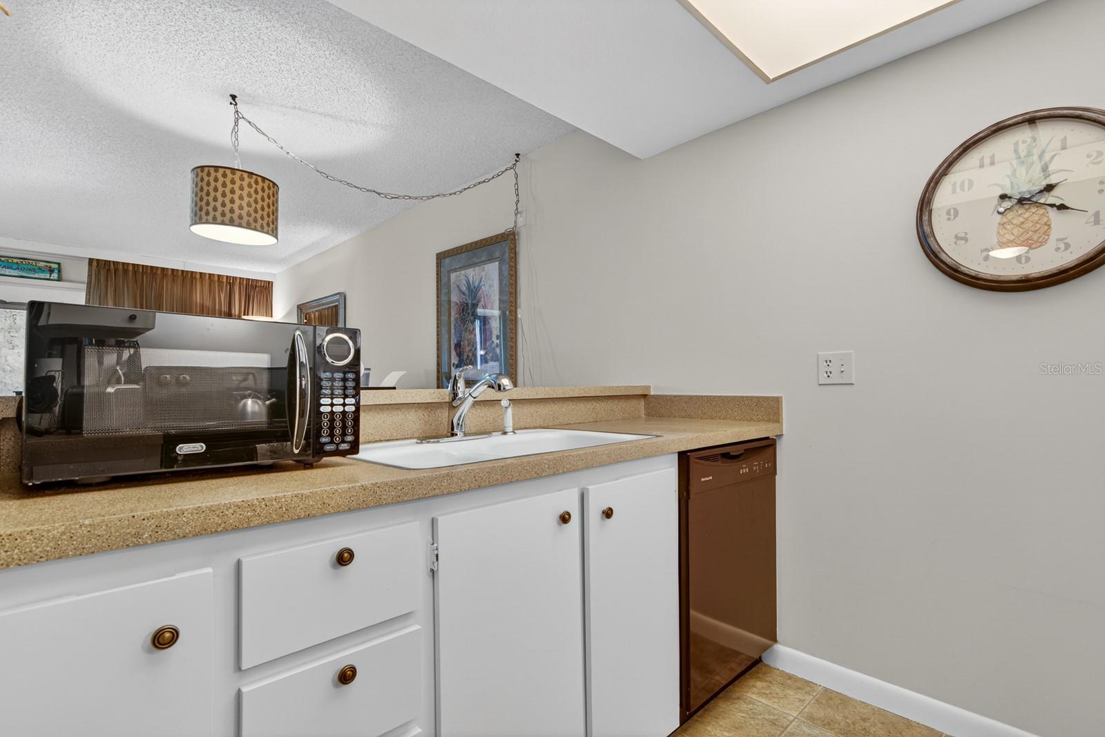 Image 12 of 70 For 2620 Cove Cay Drive 904