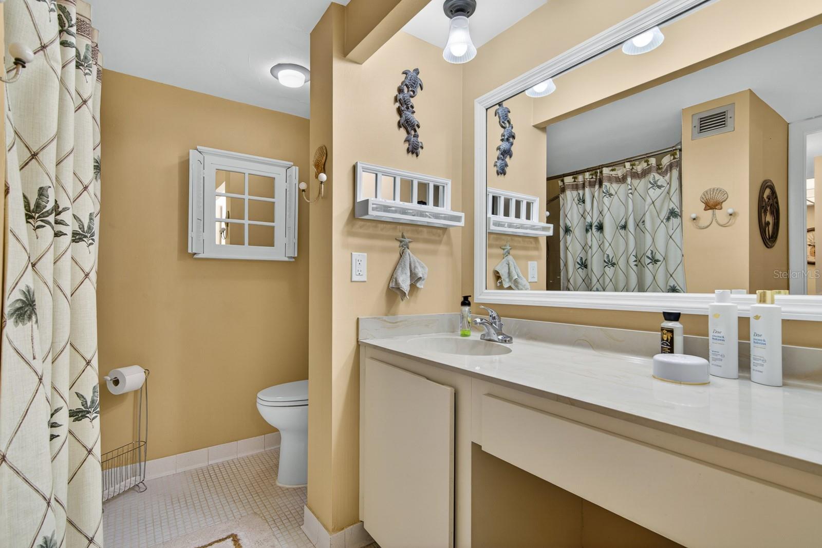 Image 27 of 70 For 2620 Cove Cay Drive 904