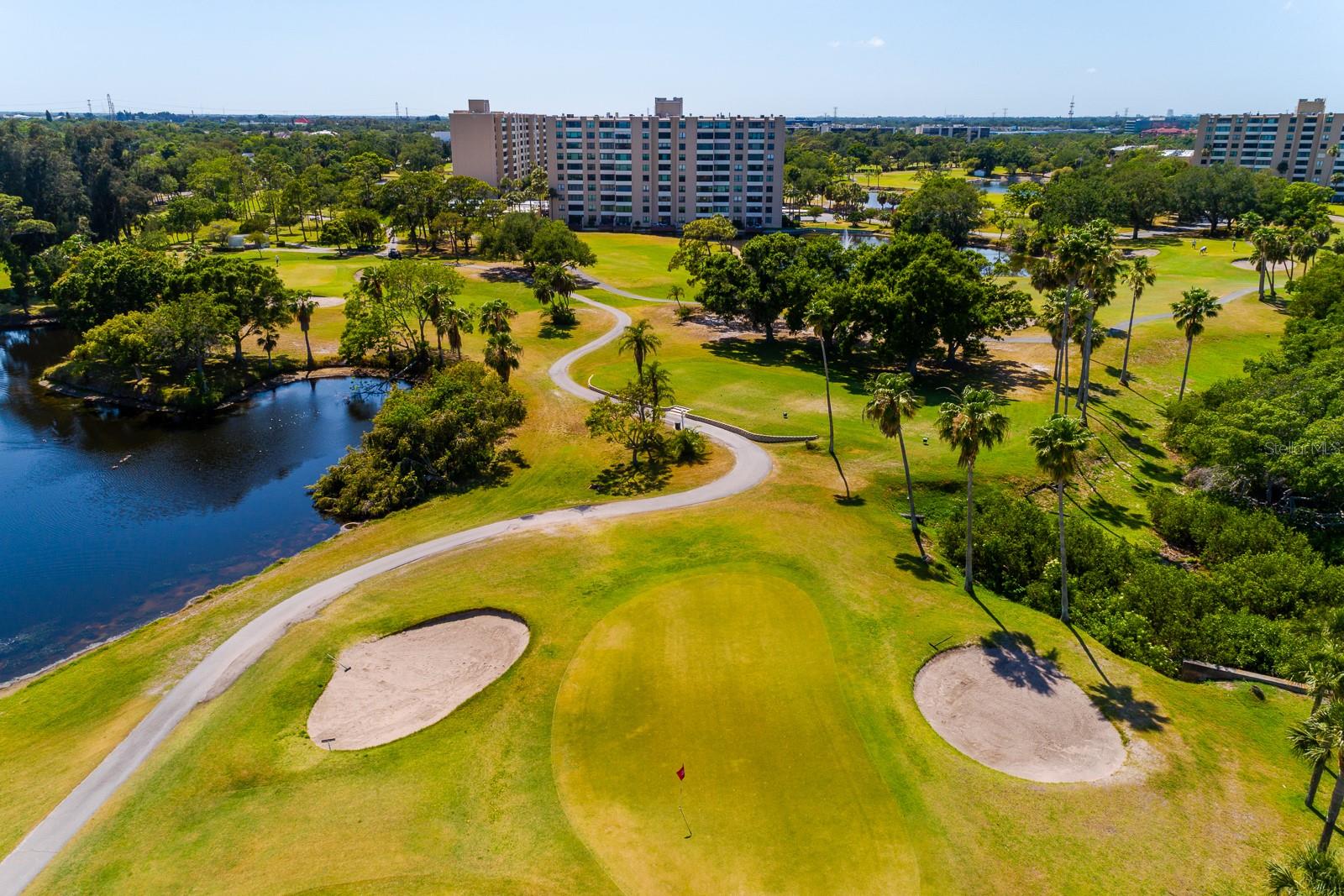 Image 44 of 70 For 2620 Cove Cay Drive 904