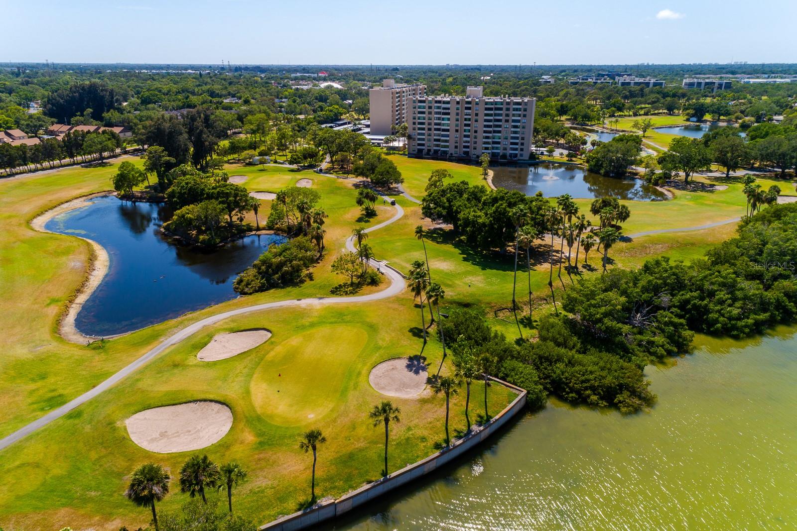 Image 45 of 70 For 2620 Cove Cay Drive 904