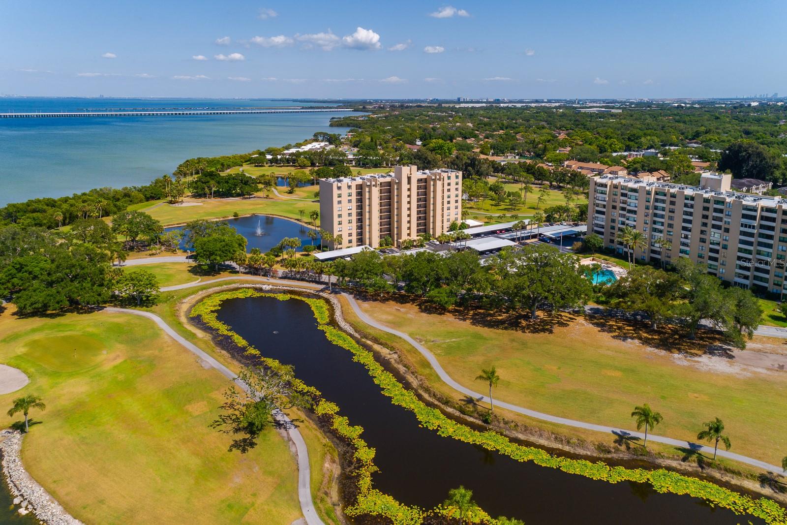 Image 46 of 70 For 2620 Cove Cay Drive 904