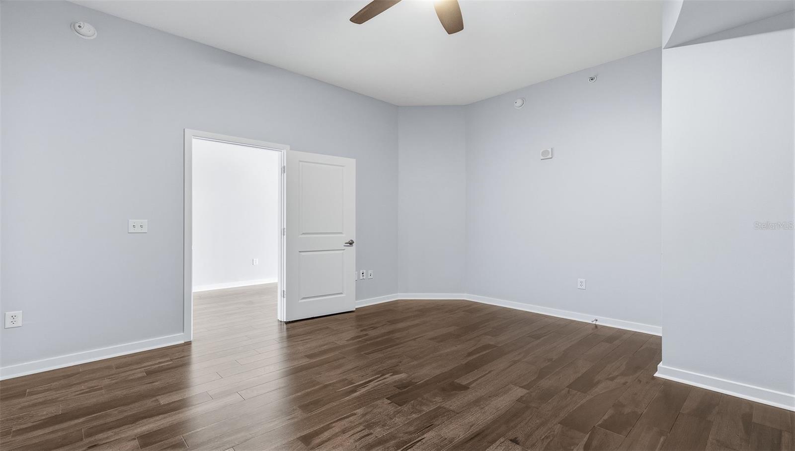 Image 24 of 44 For 777 Ashley Drive 1209