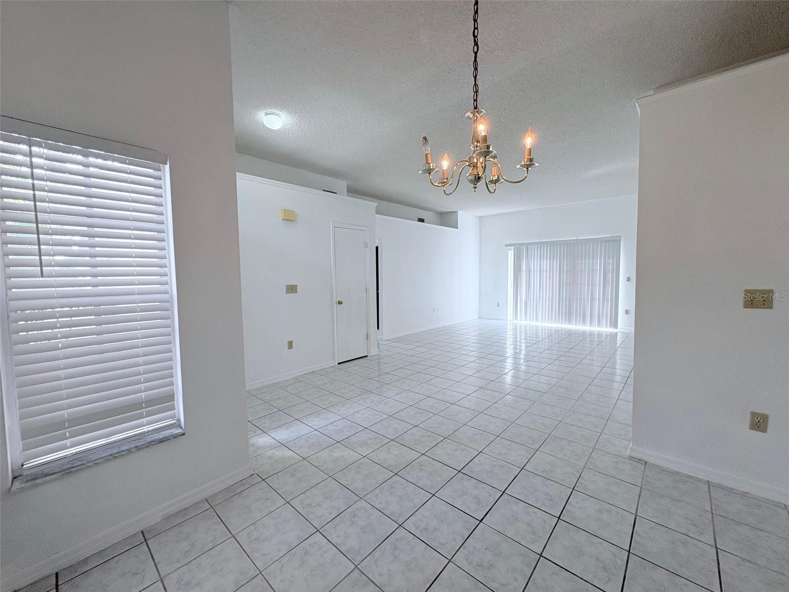 Image 3 of 14 For 11732 Cuxham Drive