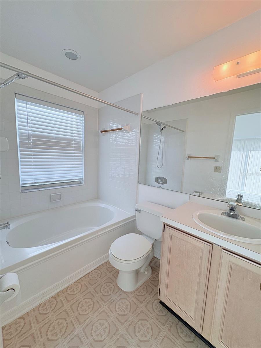Image 8 of 14 For 11732 Cuxham Drive