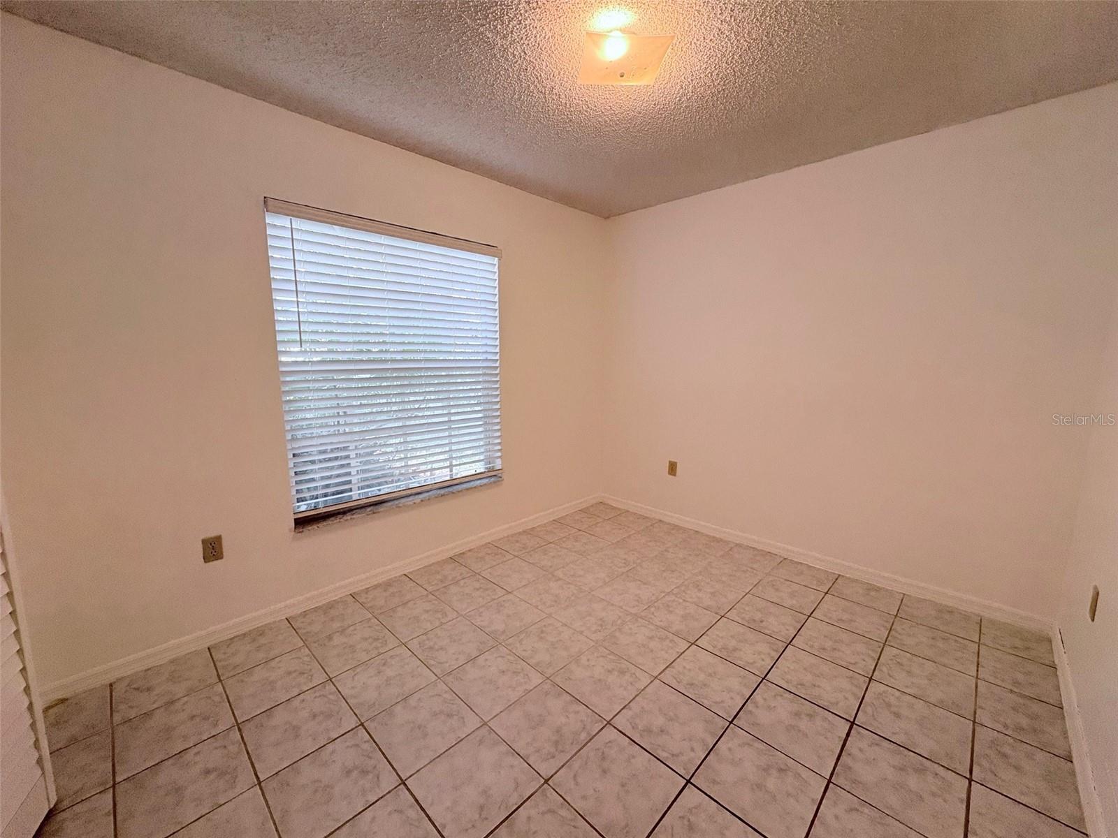 Image 9 of 14 For 11732 Cuxham Drive