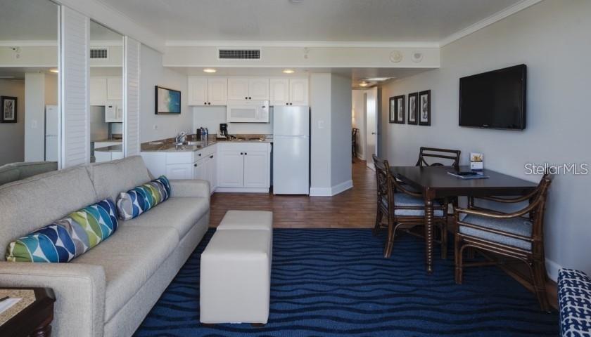Image 13 of 58 For 5500 Gulf Boulevard 4246
