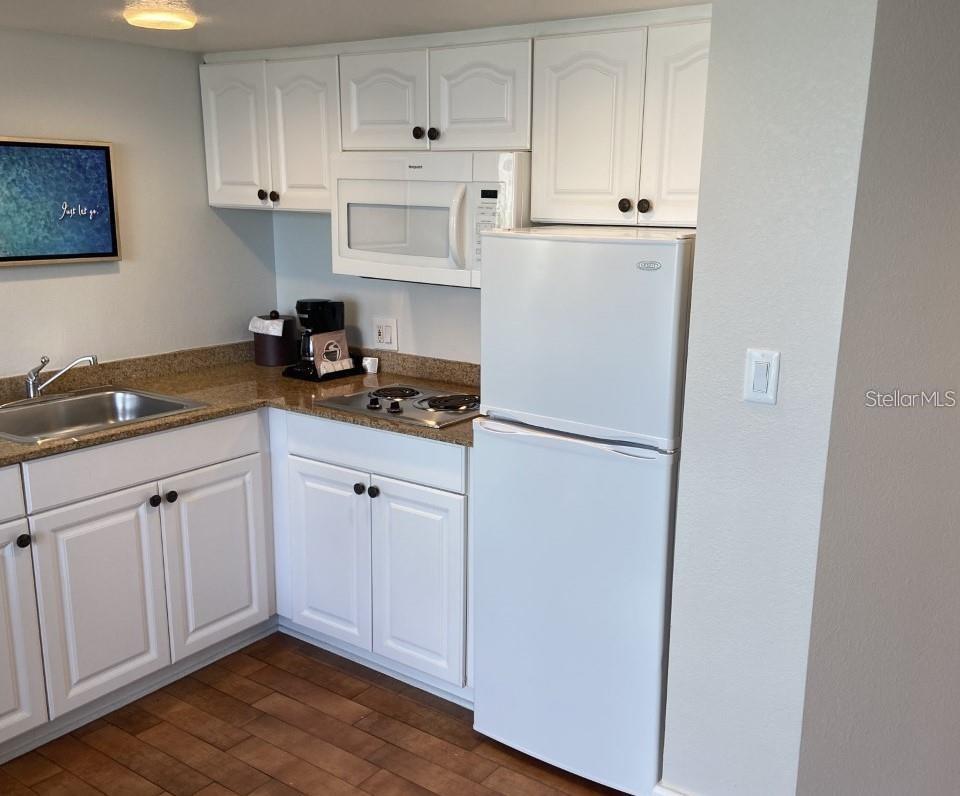 Image 15 of 58 For 5500 Gulf Boulevard 4246