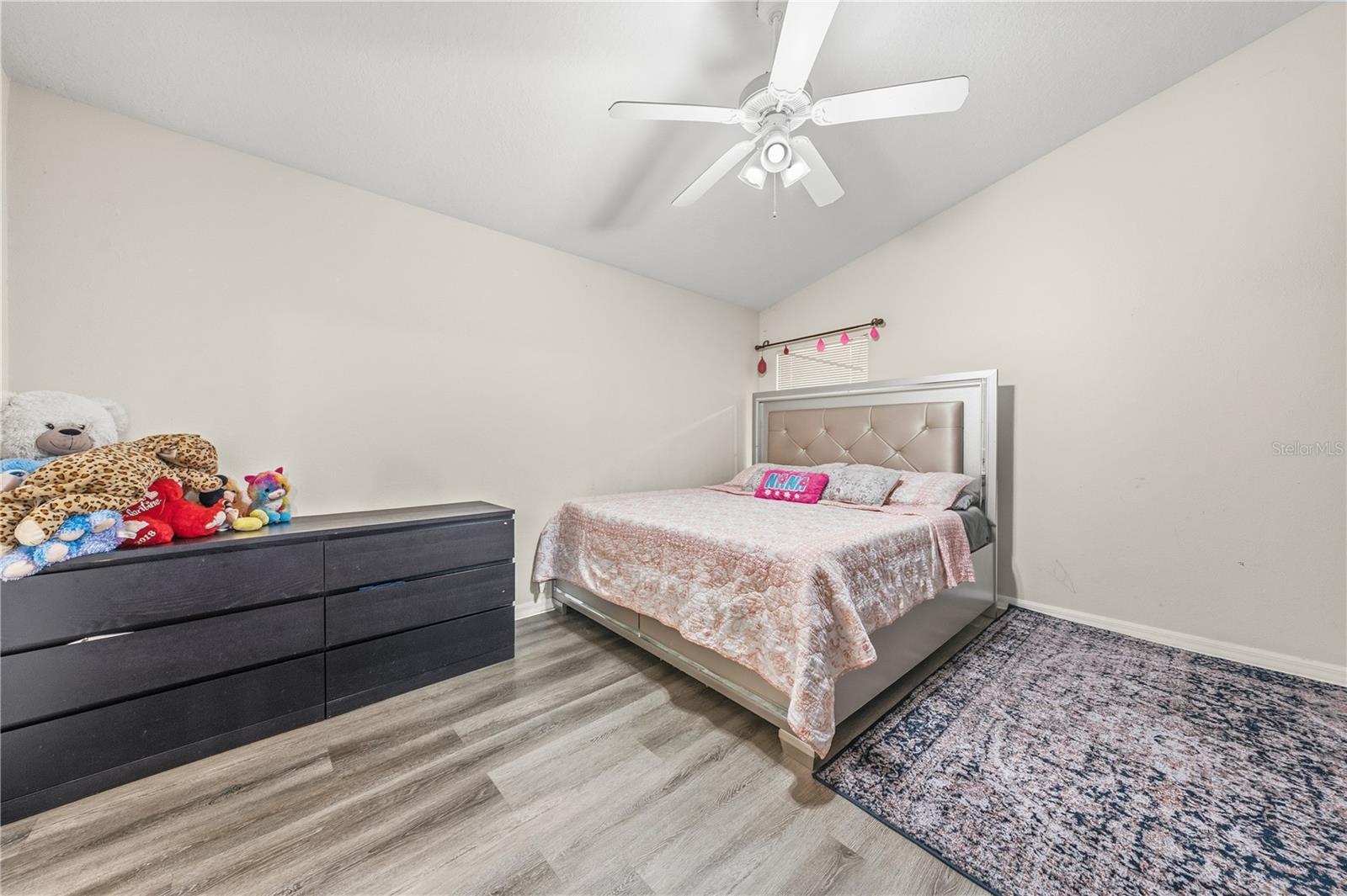 Listing photo id 20 for 3324 Manor Cove Circle