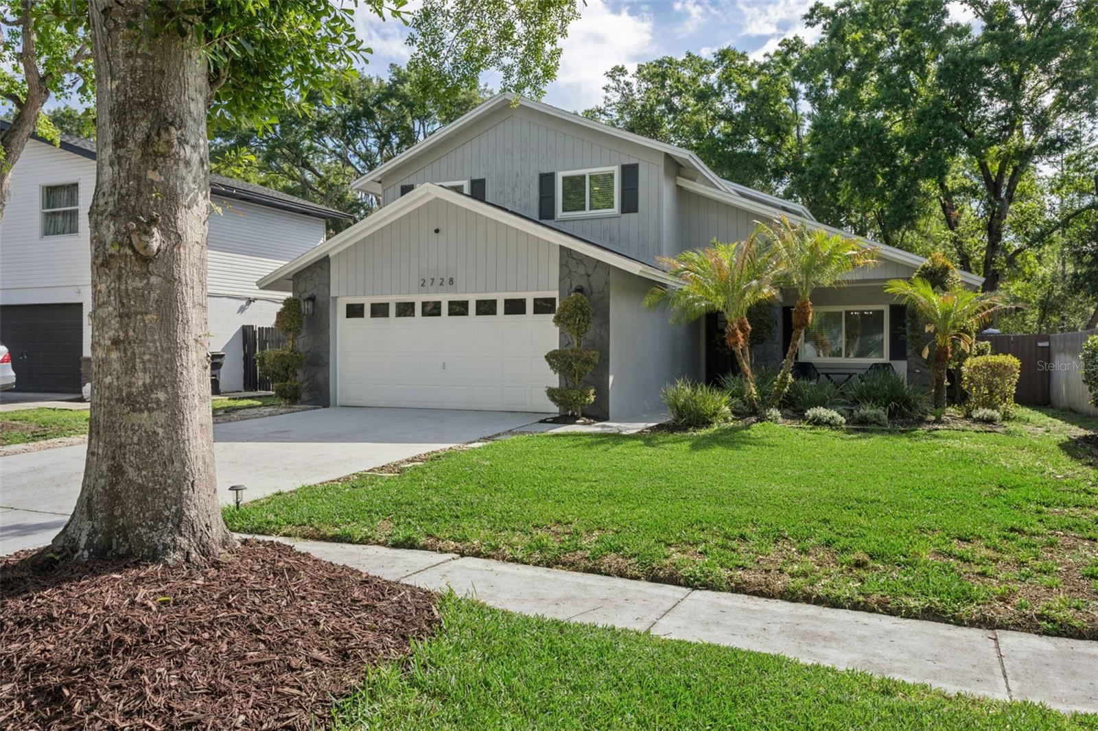 Image 2 of 48 For 2728 Lakeville Drive