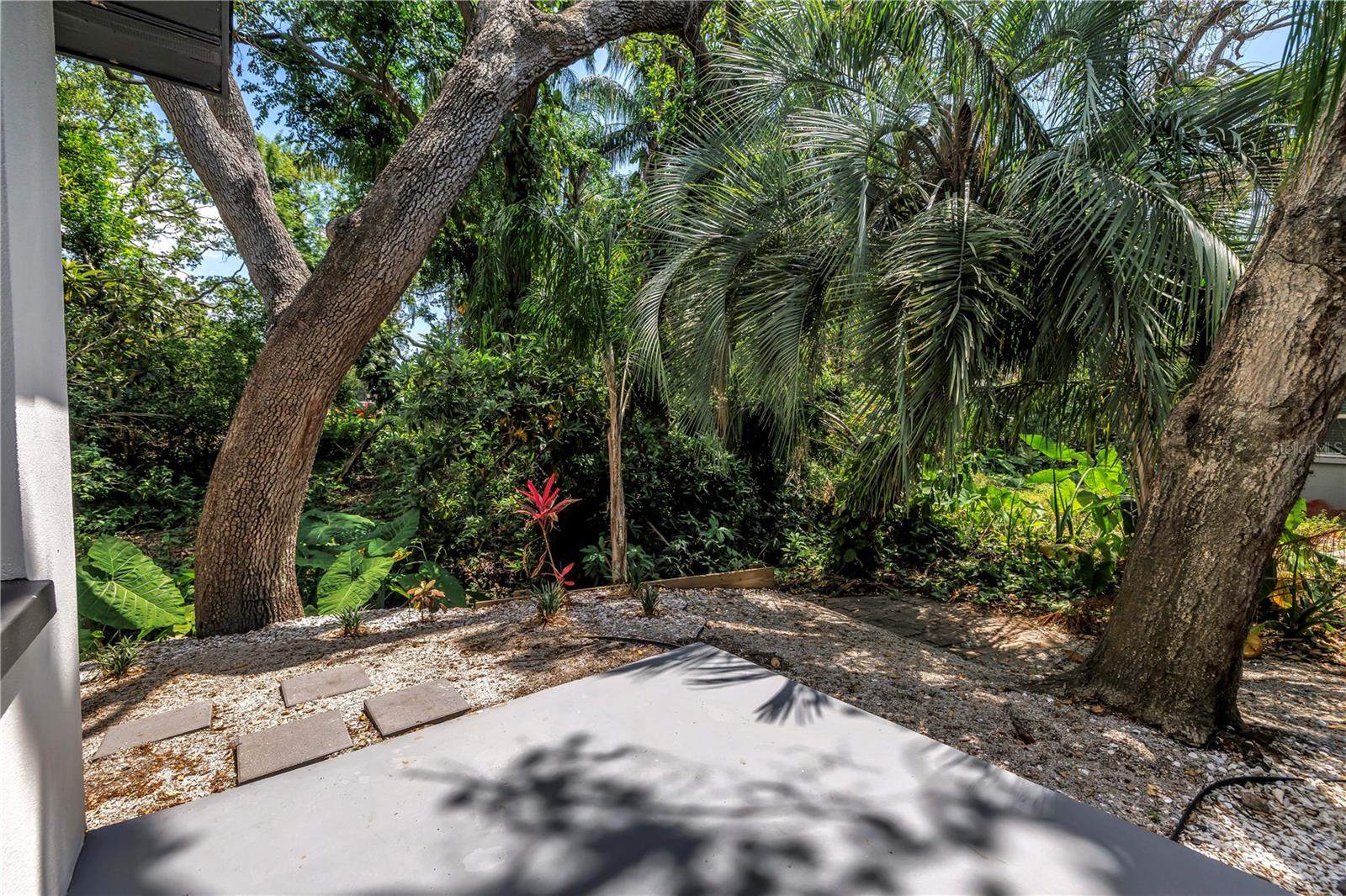 Listing photo id 13 for 3518 Pocahontas Drive