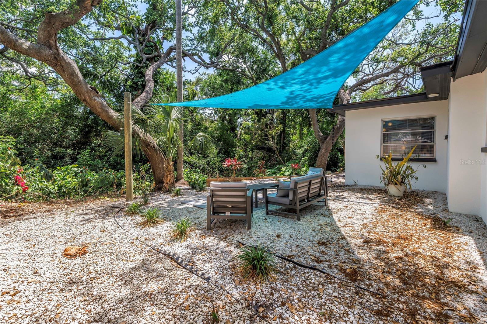 Listing photo id 14 for 3518 Pocahontas Drive