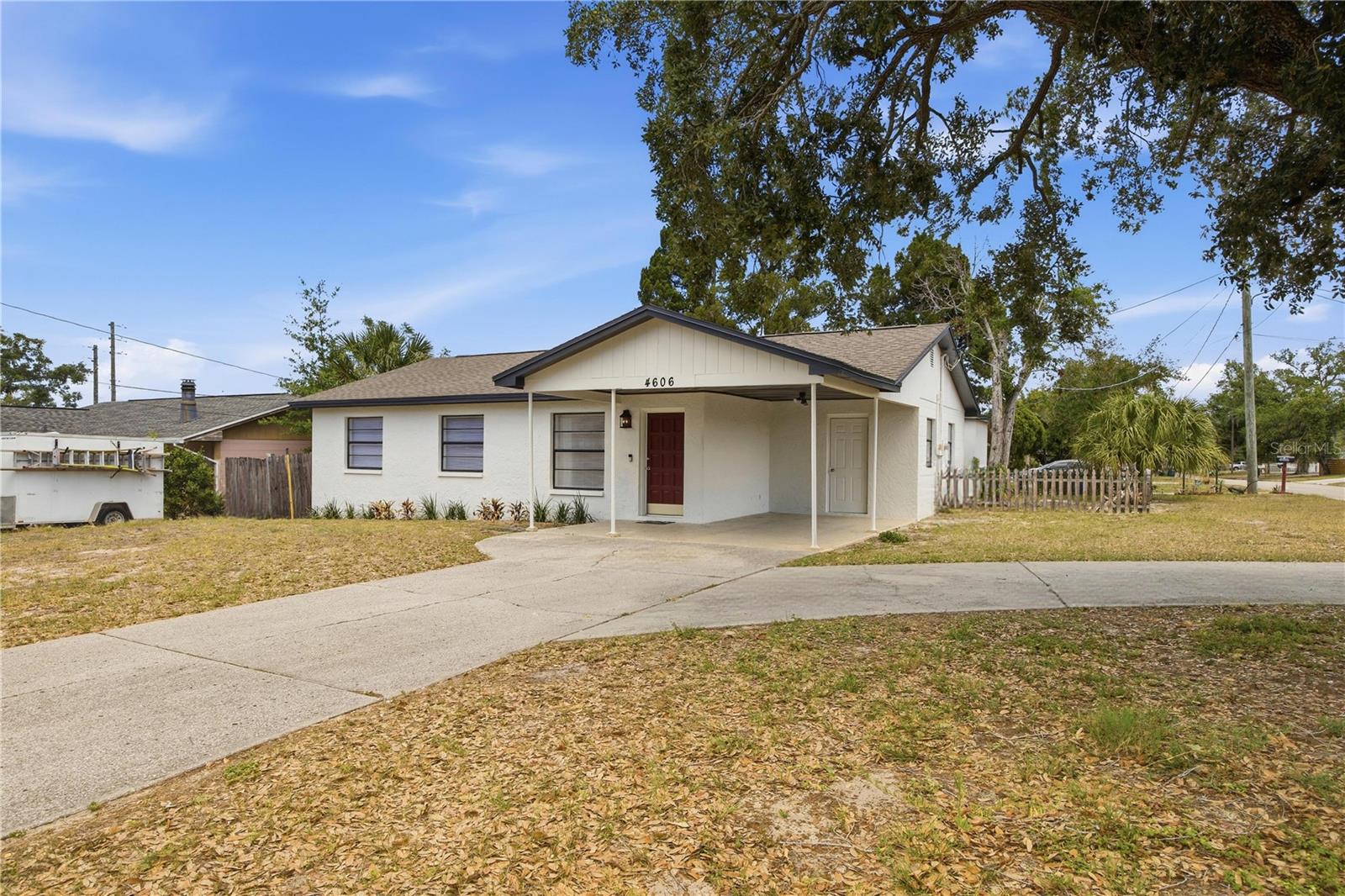 Image 3 of 39 For 4606 Linebaugh Avenue