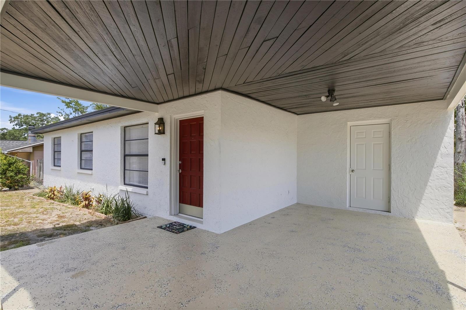 Image 4 of 39 For 4606 Linebaugh Avenue