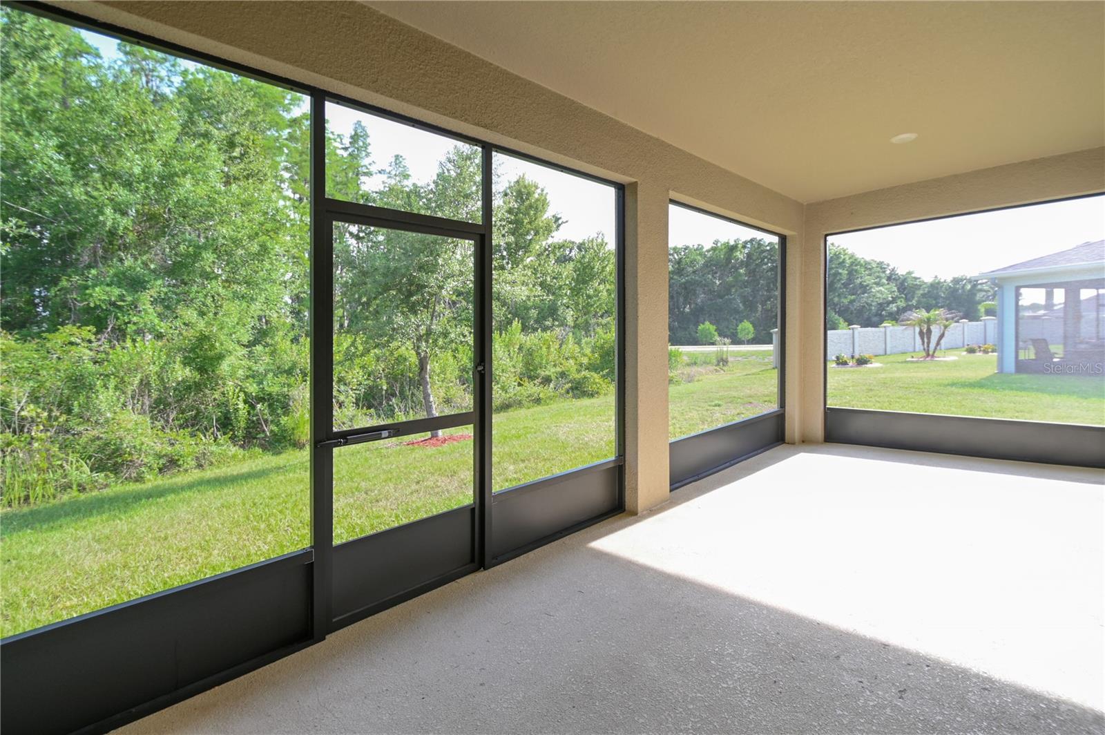 Image 31 of 46 For 1052 Manzanar Place